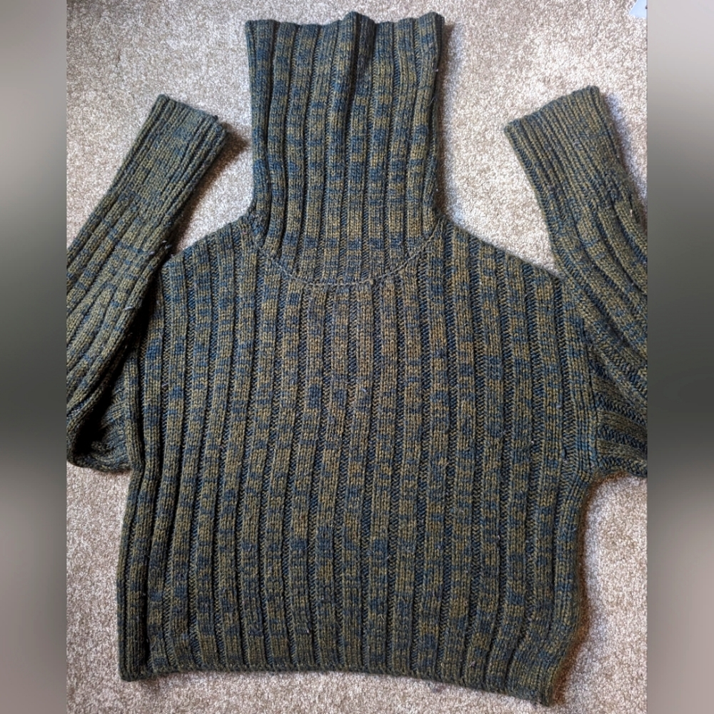 Oversized Cropped Turtleneck Sweater
